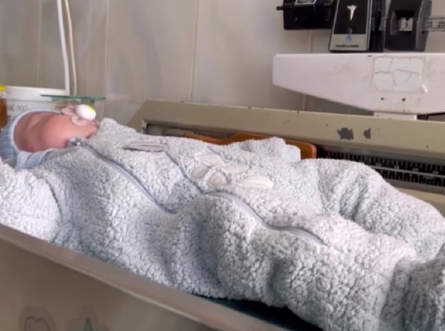 В закарпатській лікарні залишили кількамісячну дитину