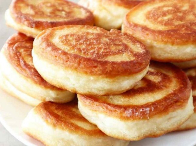 Як зробити оладки ще смачнішими: один інгредієнт зробить їх повітряними