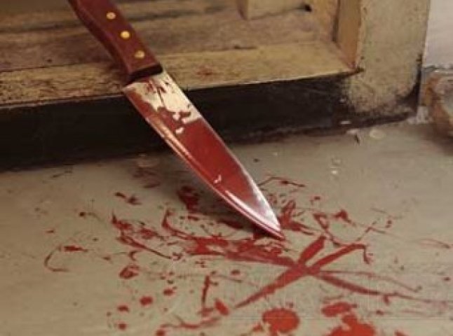 На Берегівщині брат поранив брата кухонним ножем