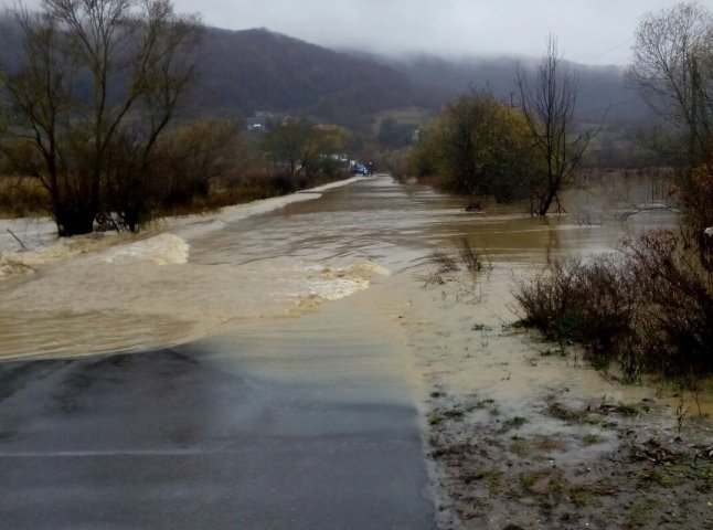 На Мукачівщині, Свалявщині та Воловеччині затопило підвали житлових будинків