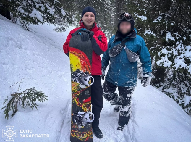 Гірські рятувальники вирушали на допомогу туристам, які заблукали в горах