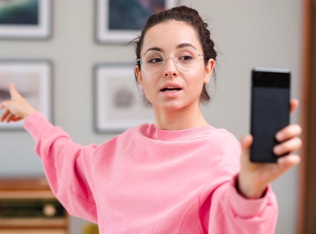 Чому TikTok «знає» про вас усе: як працює алгоритм додатка
