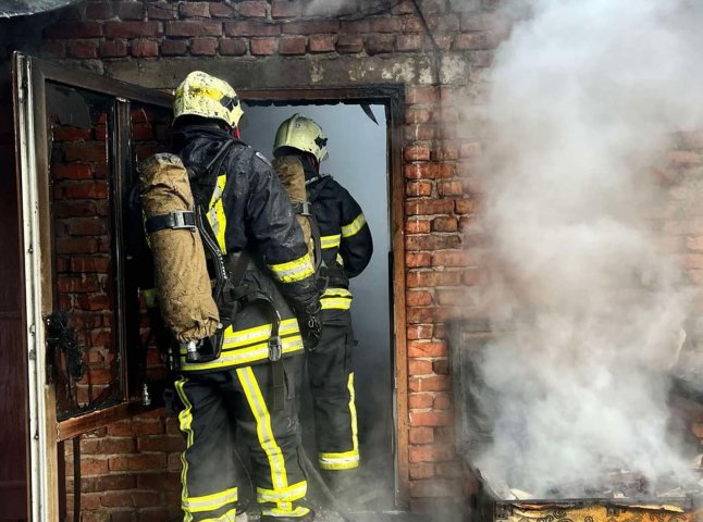 В одному із сіл Закарпаття сьогодні загинула жінка