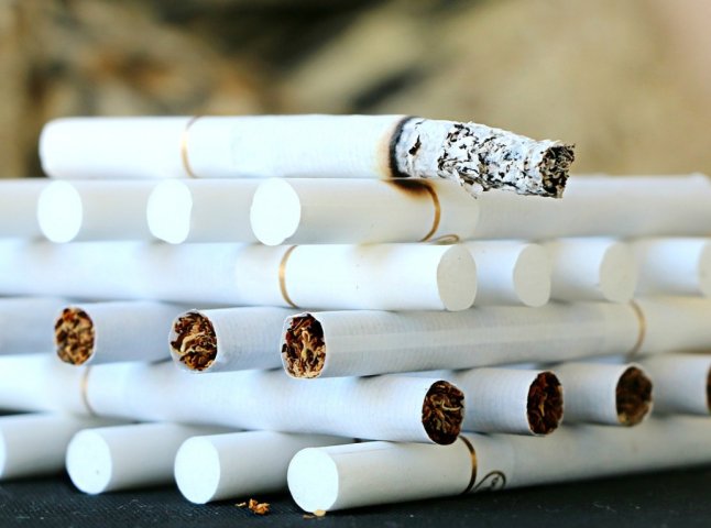 В Україні зросли акцизи на сигарети: скільки доведеться платити за пачку
