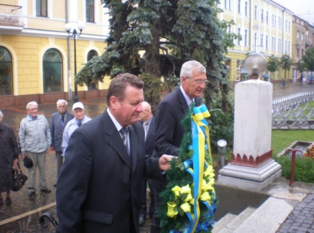 Мукачево відзначило 65 років закінчення Другої світової війни