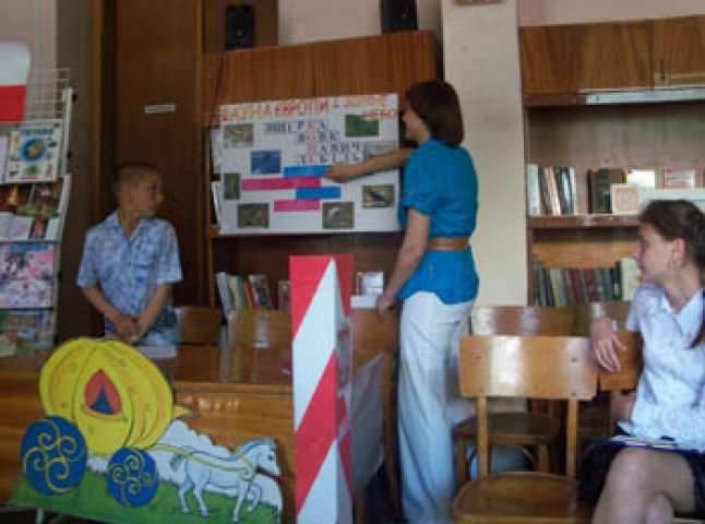 Мукачівські бібліотекарі провели Євроквест для учнів загальноосвітніх шкіл міста