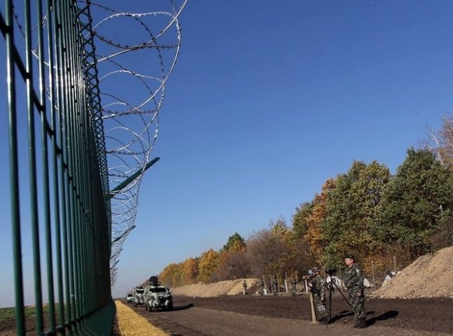 Закарпаття будуватиме частину стіни на кордоні з Росією