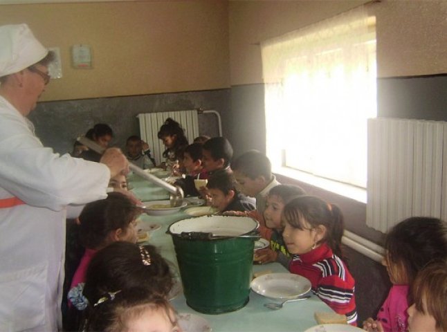 У ЗОШ №14 міста Мукачева виявили факти захворювання школярів гепатитом А