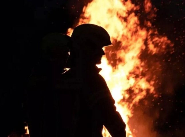 В Ужгороді під час пожежі трагічно загинув чоловік