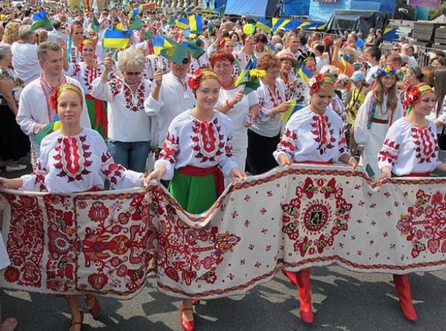 В Ужгороді пройже марш-парад у вишиванках