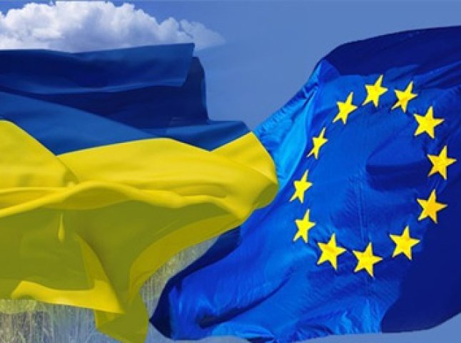 ЄС підписав рішення про безвізовий режим для України