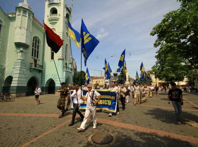 У Мукачеві відбувся марш націоналістів «За соціальну справедливість»