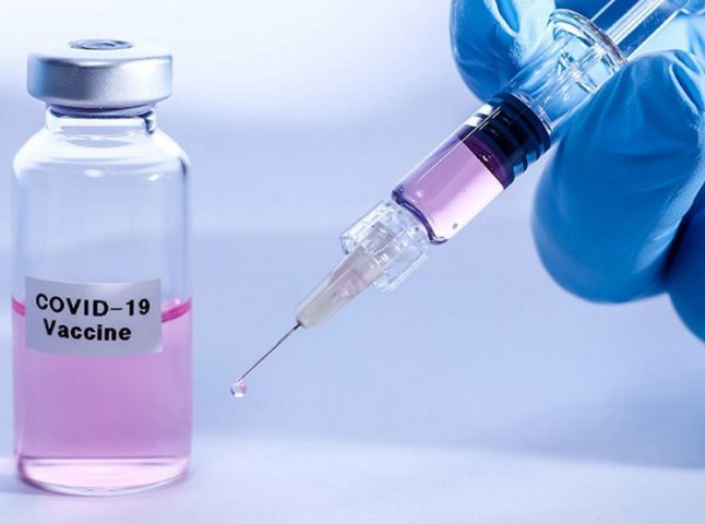 Вакцина для відомих людей: Ляшко пояснив, звідки беруться "надлишки"
