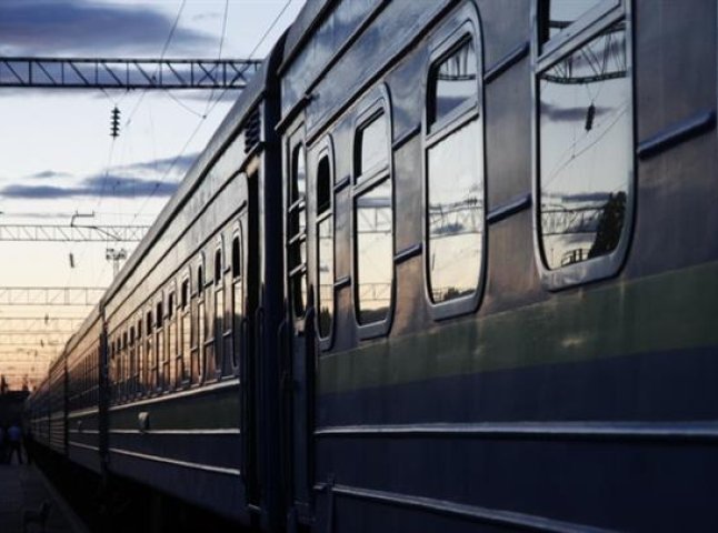 З 11 грудня між Києвом та Закарпаттям почне курсувати новий поїзд