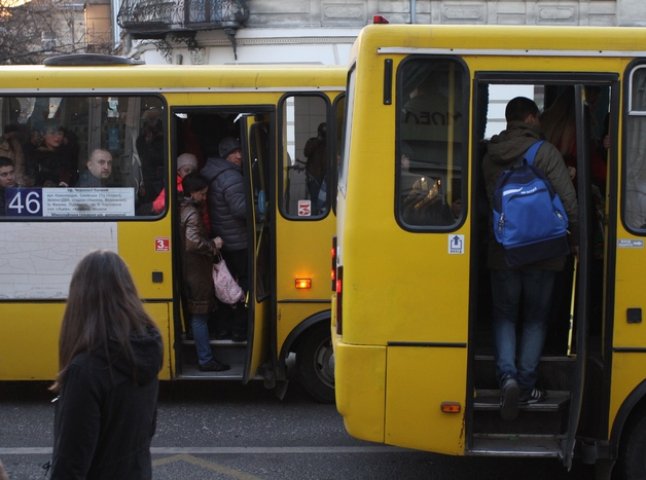 На Мукачівщині перевізники відчутно підвищили ціни на проїзд у маршрутках