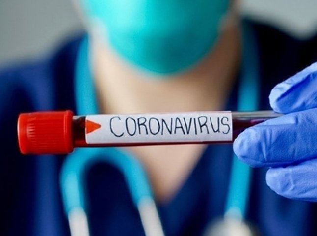 Лікарі б’ють на сполох: у Мукачеві інфекційне відділення заповнене COVID-пацієнтами