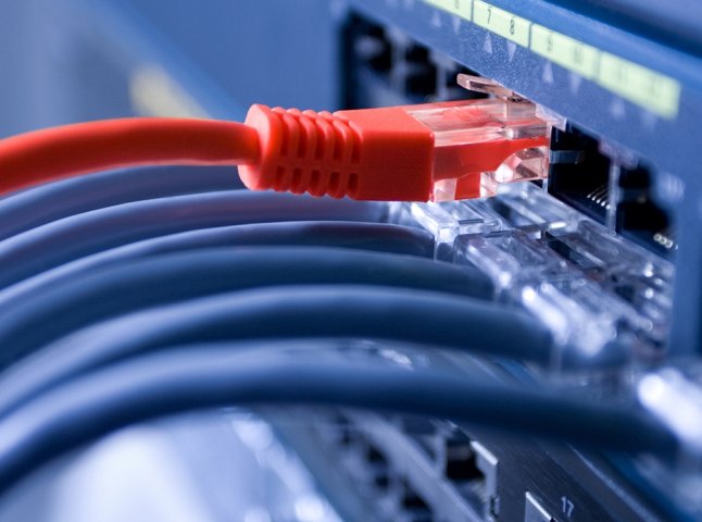 Закарпатські провайдери не вимикатимуть інтернет через заборгованість