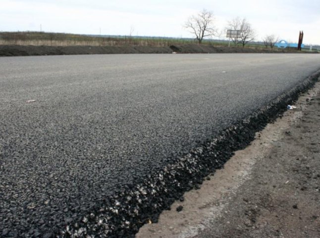 Закарпатська дорога, яку ремонтували іноземці, витримала зиму