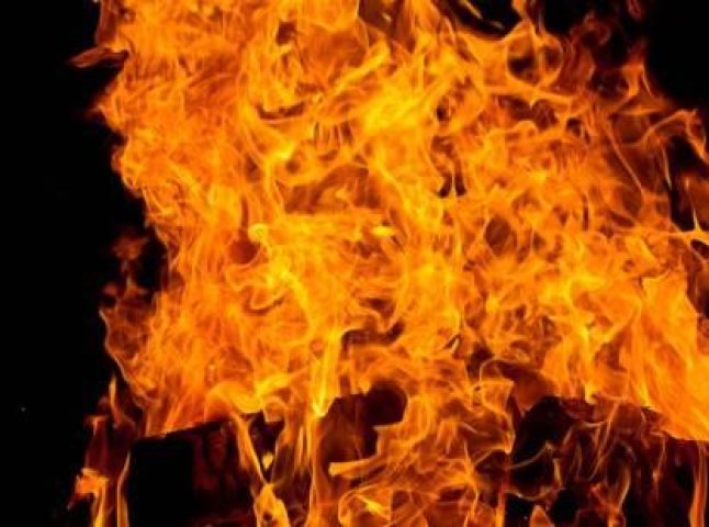 Вогонь пошкодив домашнє майно жителя Тячівщини