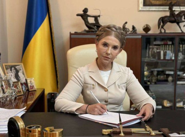 «Батьківщина» пропонує ухвалити закон, який надаватиме по 2 гектари землі військовослужбовцям, які захочуть її обробляти «Батьківщина» пропонує ухвалити закон, який надаватиме по 2 гектари землі військовослужбовцям, які захочуть її обробляти