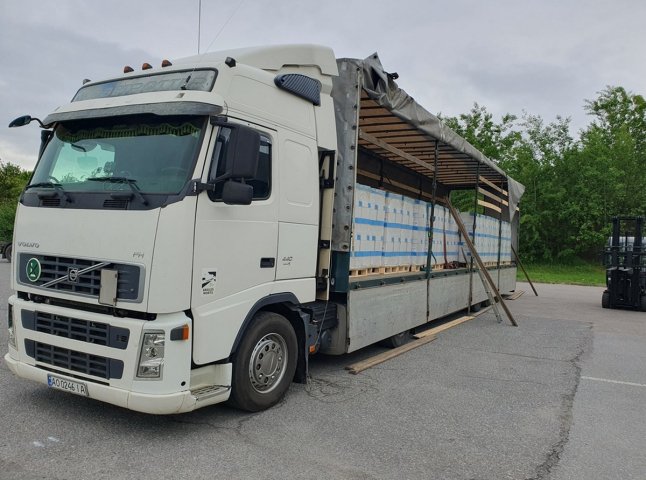 Митники виявили оборудку на кордоні з офісним папером Митники виявили оборудку на кордоні з офісним папером