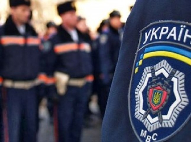 У Мукачеві міліціонери знайшли і повернули додому 12-річну школярку