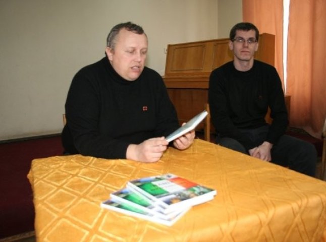 У Мукачеві відбулася презентація книги «Нація, яка не капітулює» (ФОТО)