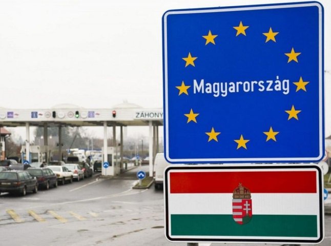 Угорщина поверне інкасаторські автівки «Ощадбанку», але без грошей