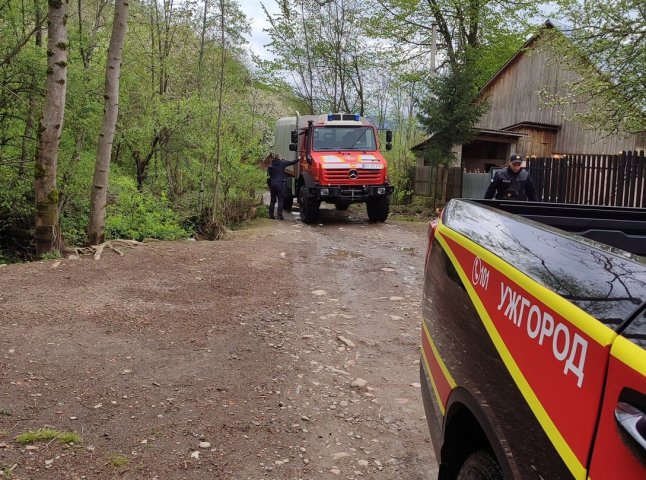 Рятувальники розповіли, що трапилось у селі на Хустщині