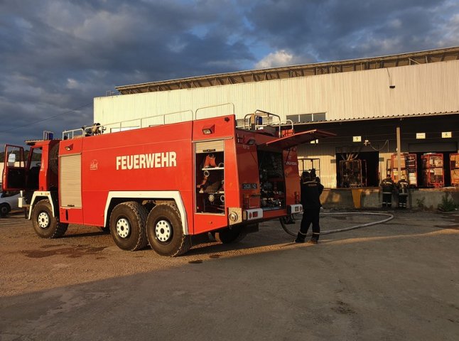 Пожежа на "Новій пошті" у Мукачеві: подробиці від рятувальників