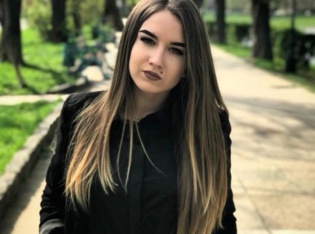 Дівчину, яка скоїла аварію в Ужгороді, суд залишив під вартою