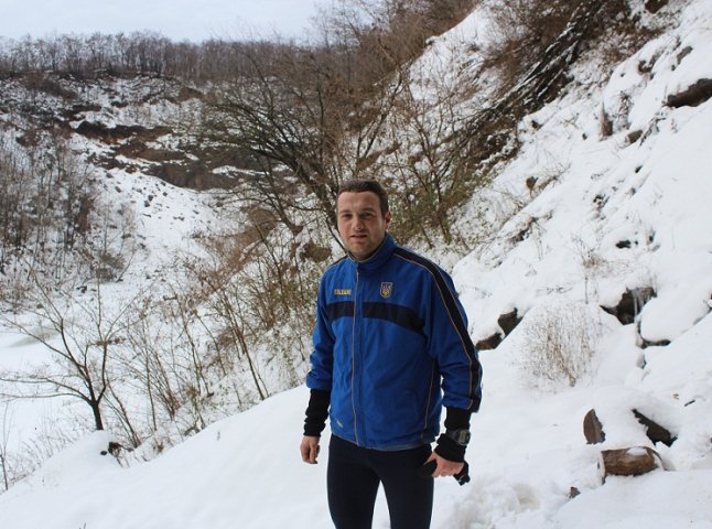 "Цього року хочу вийти на багато вищий рівень бігу", – Сергій Расчупкін, переможець новорічного напівмарафону "Йоль"