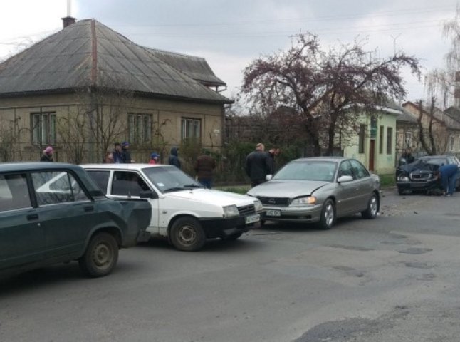 В обласному центрі сталась потрійна ДТП