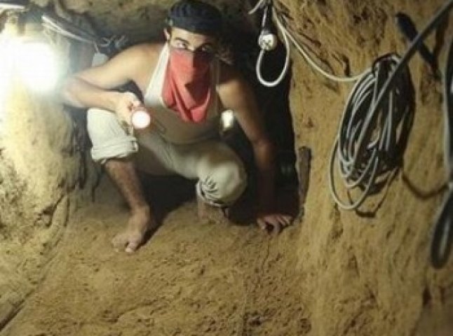 Контрабандний підземний тунель на Закарпатті функціонував два роки (ВІДЕО)