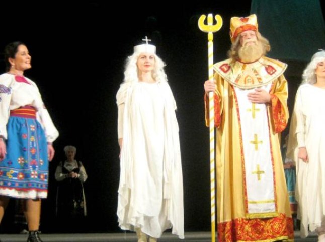 Ужгородські актори показали "Дорогу до раю"