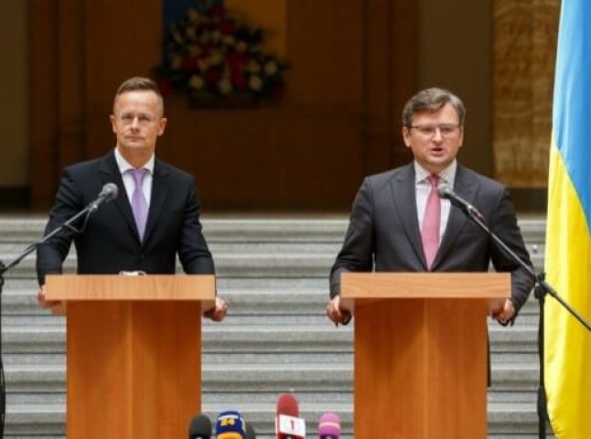 Україна та Угорщина домовилися про переговори щодо освіти