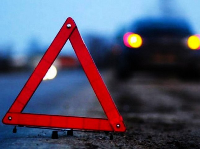 Молодий закарпатець скоїв аварію в Ужгороді: є постраждалий