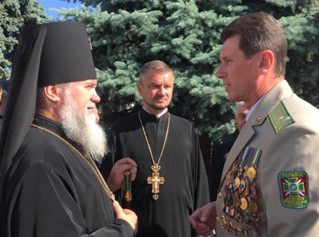 Архієпископ Феодор привітав випускників Мукачівського військового ліцею із завершенням навчання