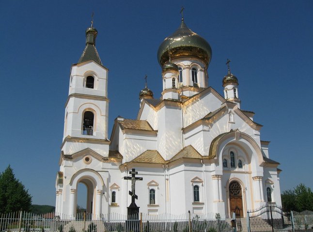 В Росвигівському кафедральному соборі молились за митрополита Володимира