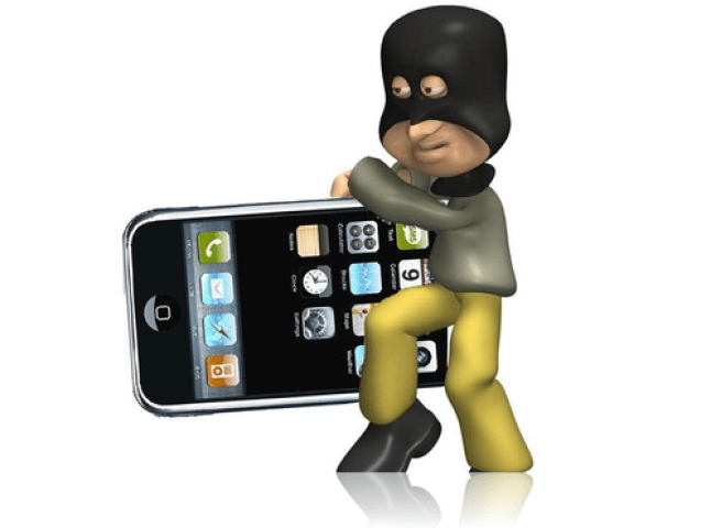 У працівника Чопської митниці вкрали iPhone 5, 4 тисячі гривень та золотий ланцюжок