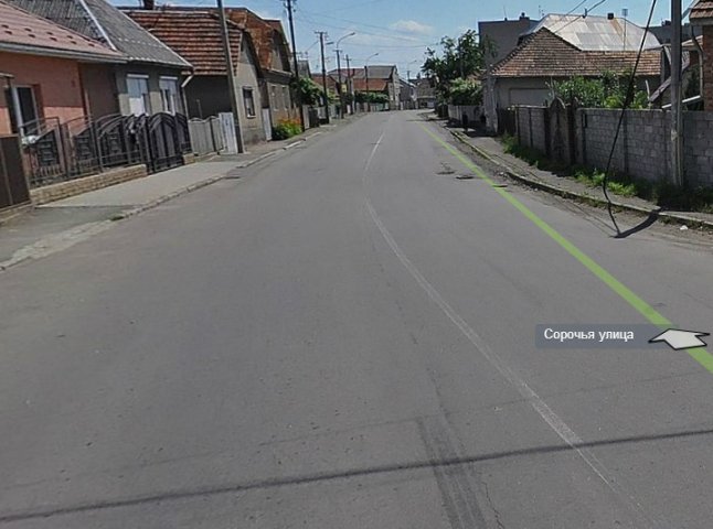 По вулиці Сорочій, що в Мукачеві, вантажівки більше їздити не будуть (ВІДЕО)
