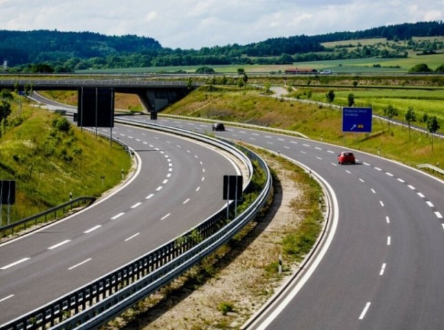 Доїжджатимуть удвічі швидше: зі Стрия до Мукачева хочуть побудувати нову дорогу