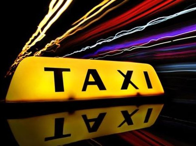 Смертельна ДТП в Ужгороді: загинув водій таксі