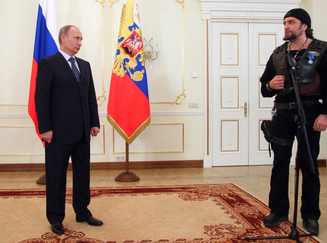 "Такий брєд ще треба придумати", – Русин емоційно відреагував на закиди допомоги пропутінським байкерам