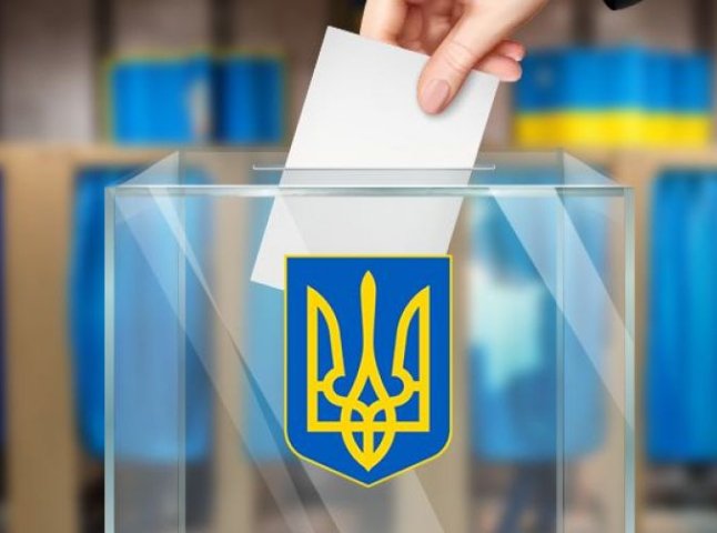 Голосували навмання: на Берегівщині дехто з виборців не володіє українською мовою
