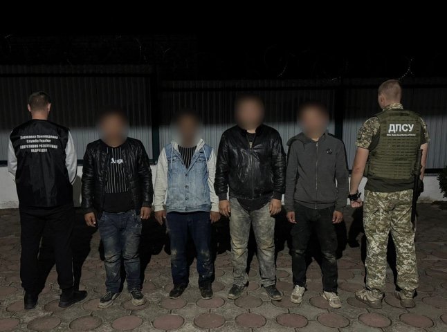 Прикордонники розповіли про нічні «пригоди» десятьох закарпатців Прикордонники розповіли про нічні «пригоди» десятьох закарпатців