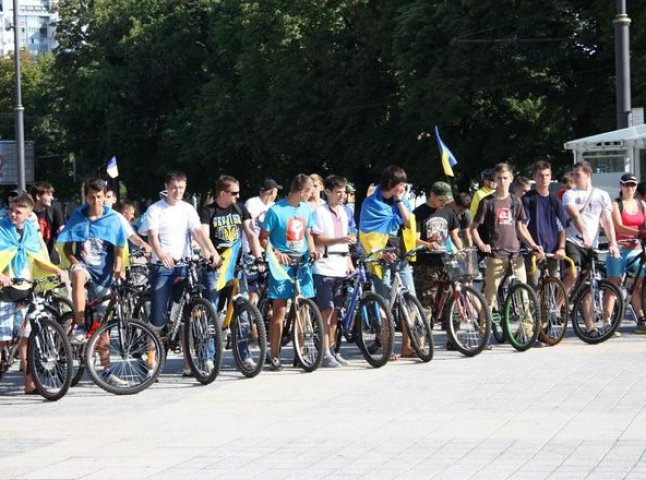 На Виноградівщині планують провести велопробіг під назвою "Єднаймося заради миру!"