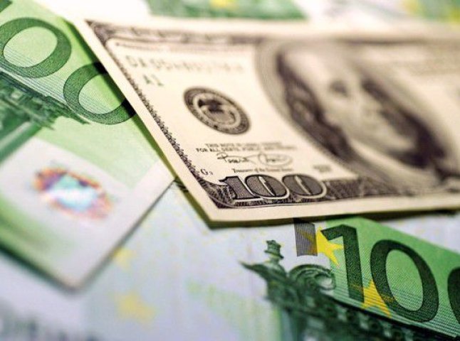 Курс гривні щодо іноземних валют різко зміниться