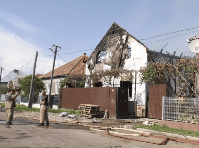 У будинку в Горонді, де трапилась пожежа, проживають близько тридцяти людей