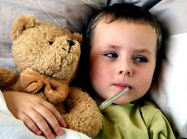 Найчастіше у Закарпатті на грип та ГРВІ хворіють діти